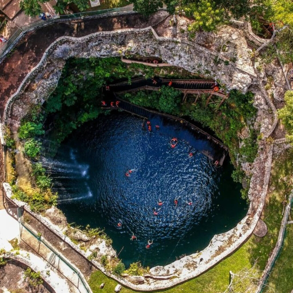 Aventura en los Cenotes de Valladolid